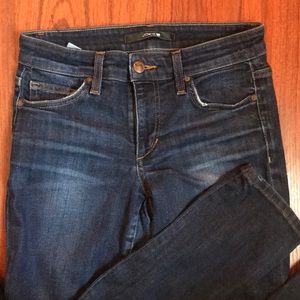 JOES JEANS size 26. Straight leg! 👖